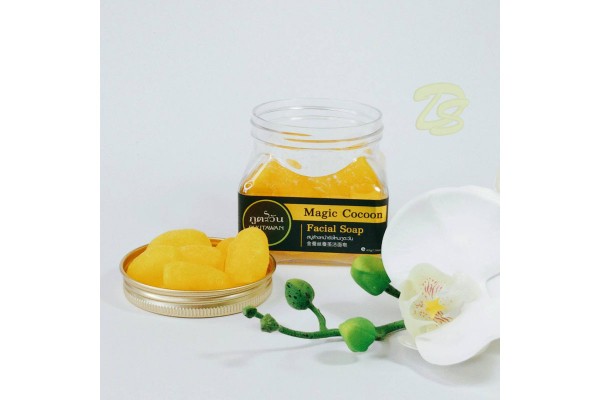 Мыльные шелковые коконы для лица с Пчелиным маточным молочком от Phutawan, Magic Cocon Facial Soapб, 40 гр
