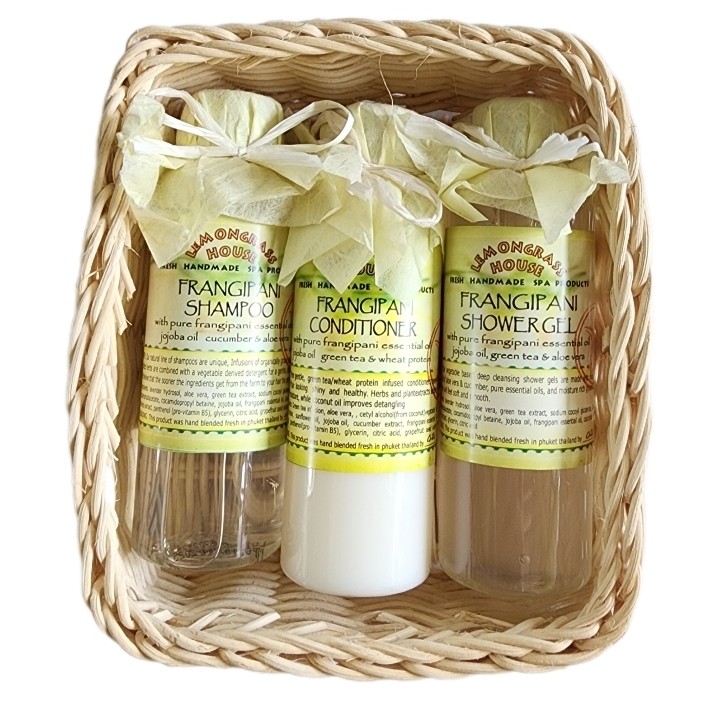 Подарочный набор Lemongrass House с ароматом франжипани (плюмерии) — шампунь, кондиционер и гель для душа (Нежность Франжипани) в подарочной корзинке